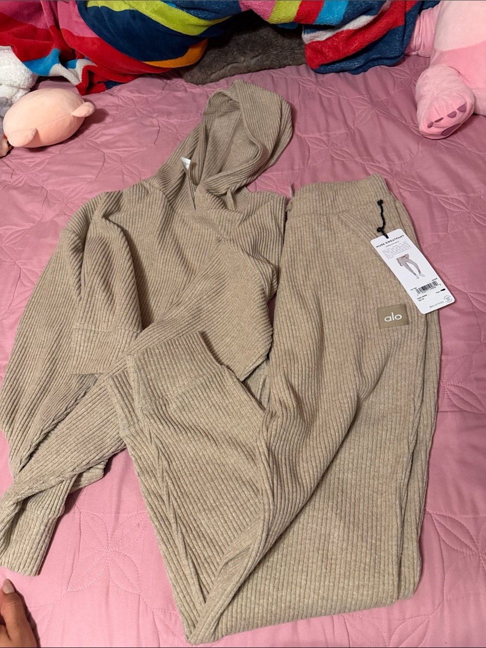 ALO Yoga woman’s  Ribbed Sweatpants & Hoodie Set - Taupe